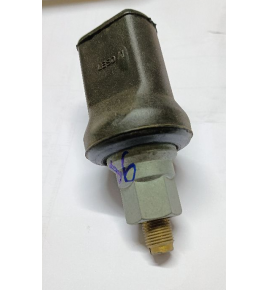 interruttore/switch luci stopo 380 iveco 99469286 5801292048