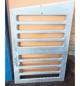 sportello posteriore grigliato 480tc urb/sub iveco 4840271