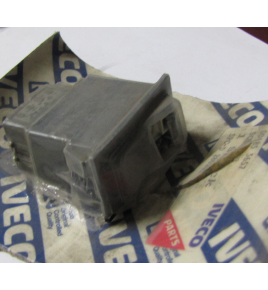 interruttore da cruscotto iveco 4855657