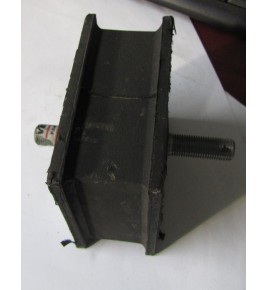supporto motore quadrato 95x95x46 iveco 8025002312
