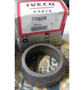 spessore/differenziale a tubo iveco 7174019