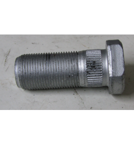 colonnina fissaggio ruota anteriore 20x55 iveco
