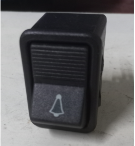 interruttore da quadro/cruscotto esclusione campanello di richiesta fermata iveco 4779909