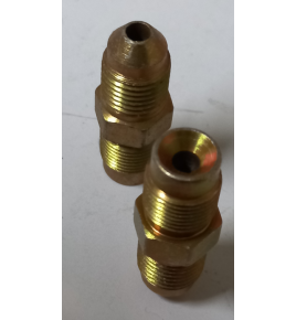 raccordo dritto x congiungere tubazioni 12x1,25/12x1 iveco 4543996